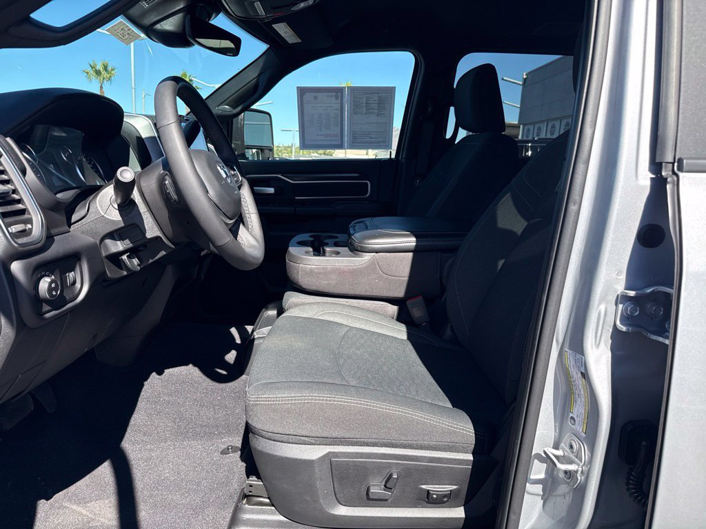 Certified 2026 RAM 2500 Big Horn AWD/4WD image 15
