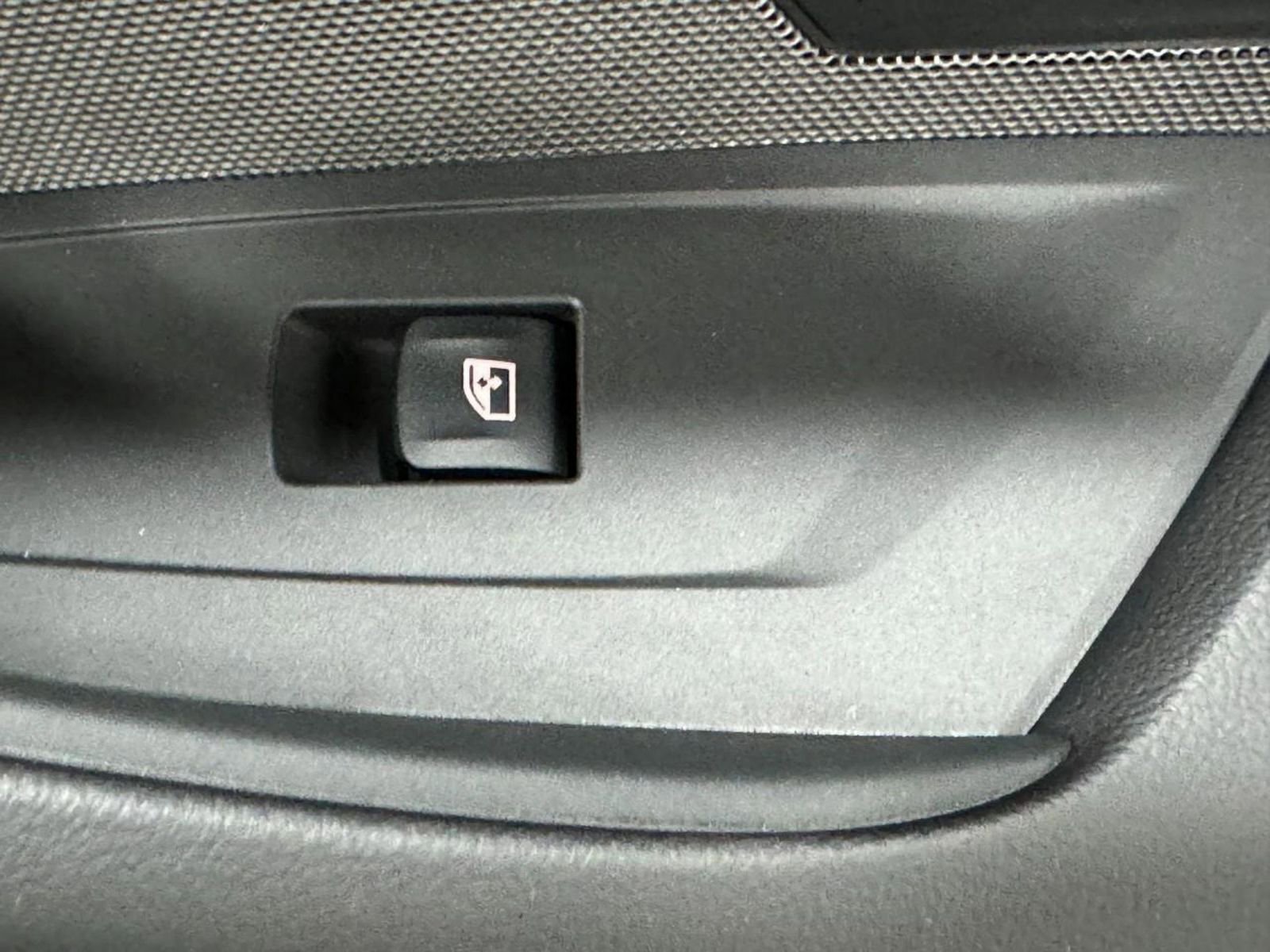 New 2026 BMW 430i xDrive Coupe w/ M Sport Package image 21