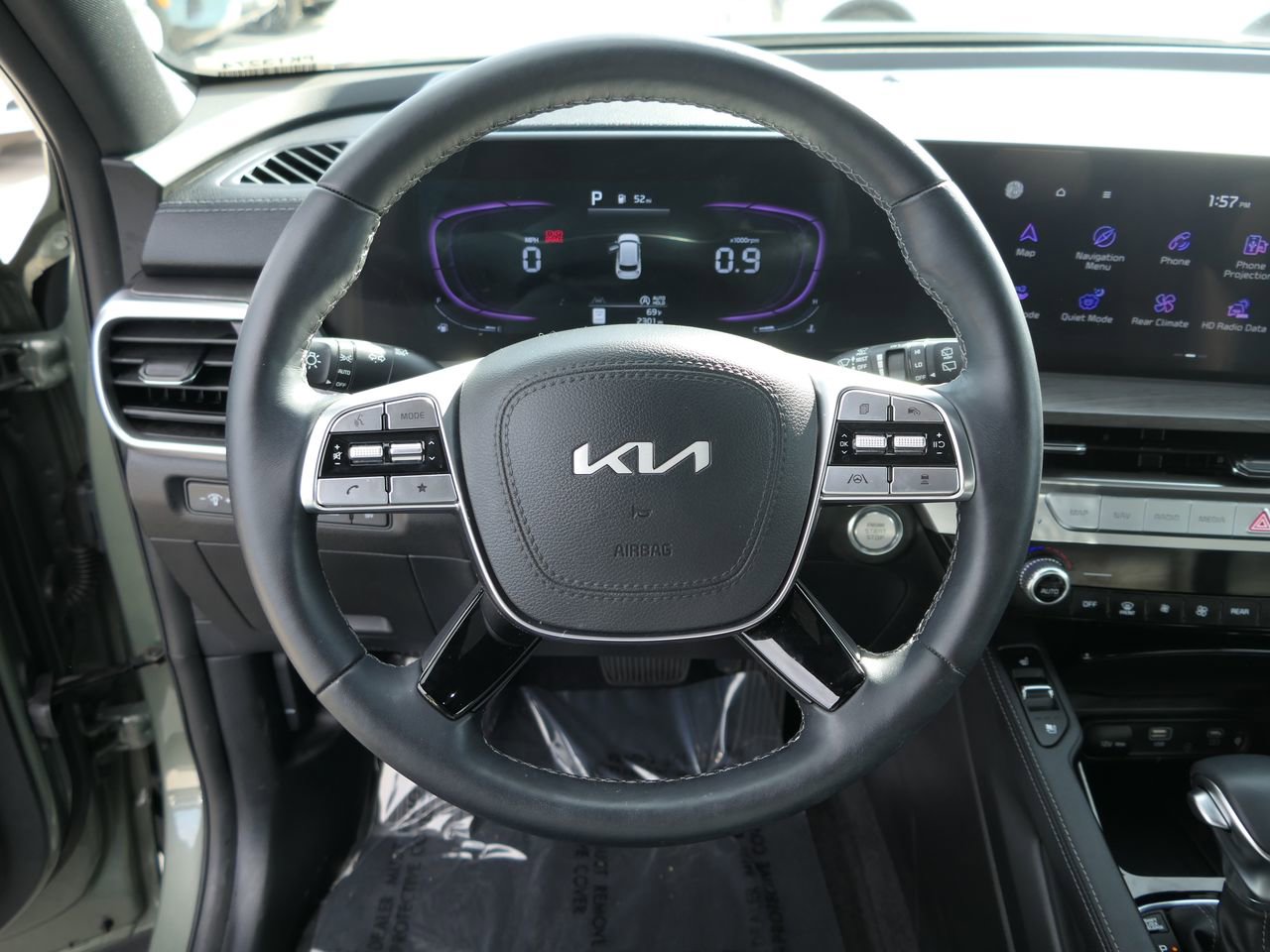 Used 2025 Kia Telluride AWD image 22