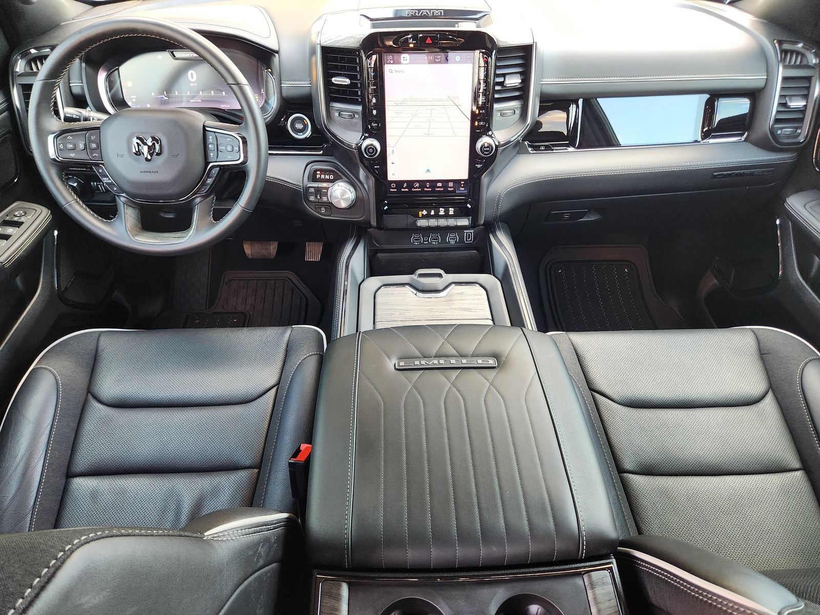 Used 2025 RAM 1500 Limited w/ Body Color Bumper Group AWD/4WD image 30