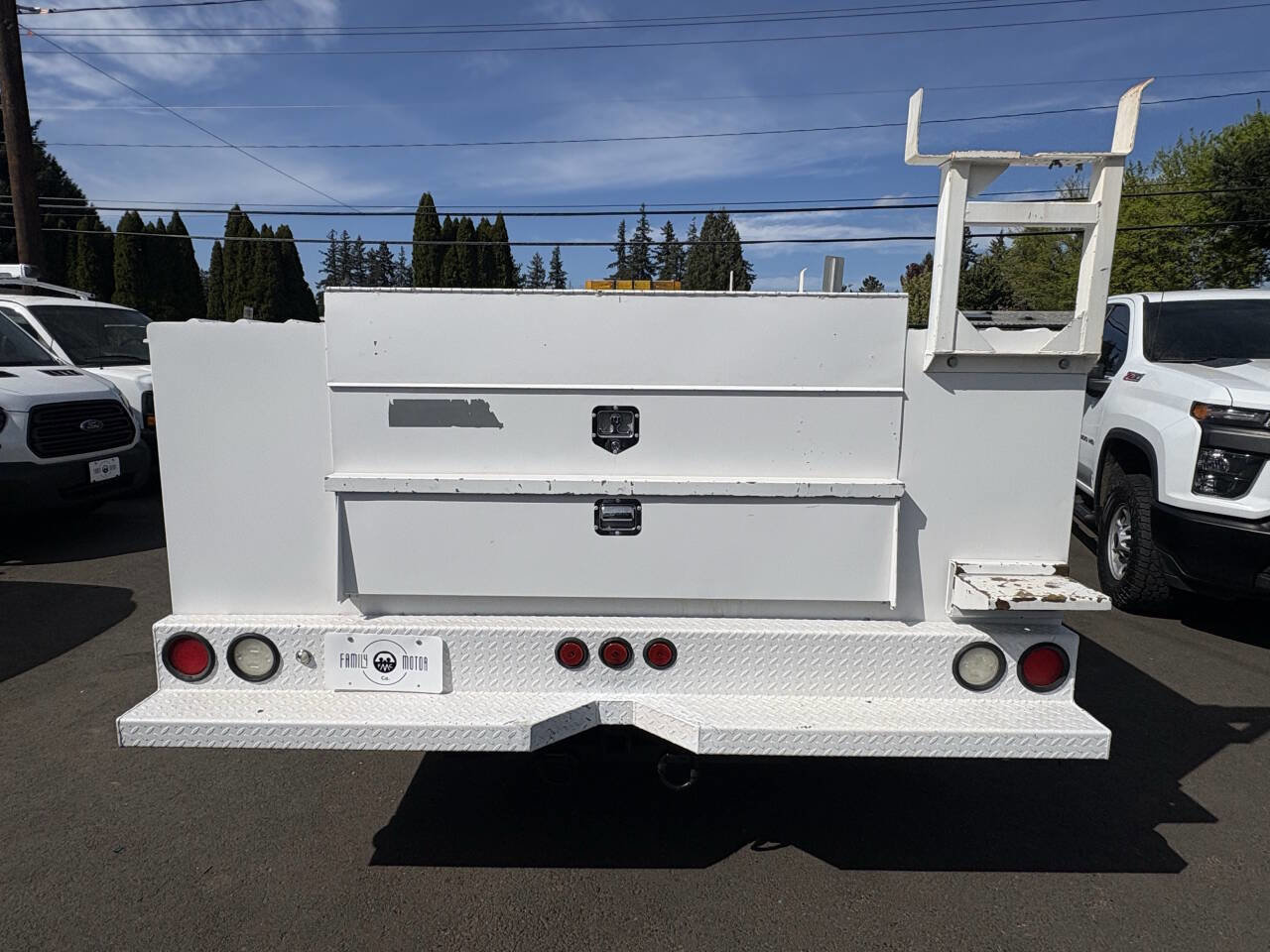 Used 2009 Chevrolet Silverado 3500 W/T image 9