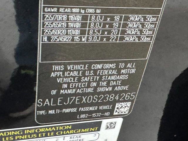 Used 2025 Land Rover Defender 110 S image 33