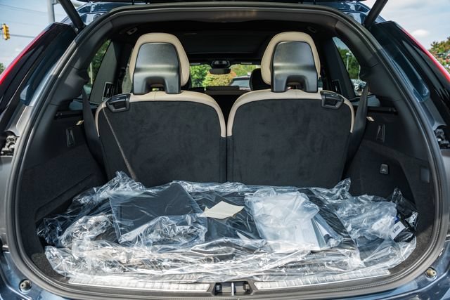 New 2026 Volvo XC90 T8 Ultra w/ Protection Package Premier AWD/4WD image 10