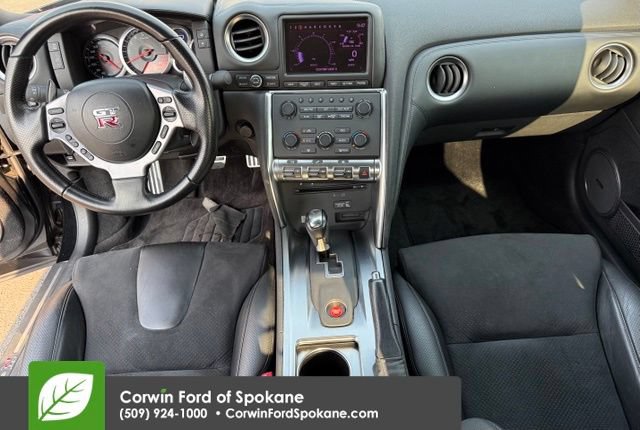 Used 2009 Nissan GT-R Premium AWD/4WD image 12