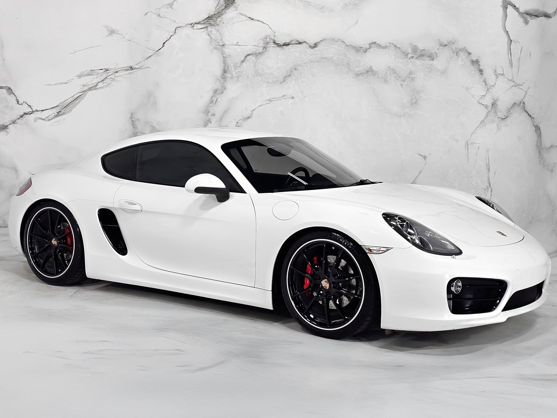 Used 2014 Porsche Cayman S image 16