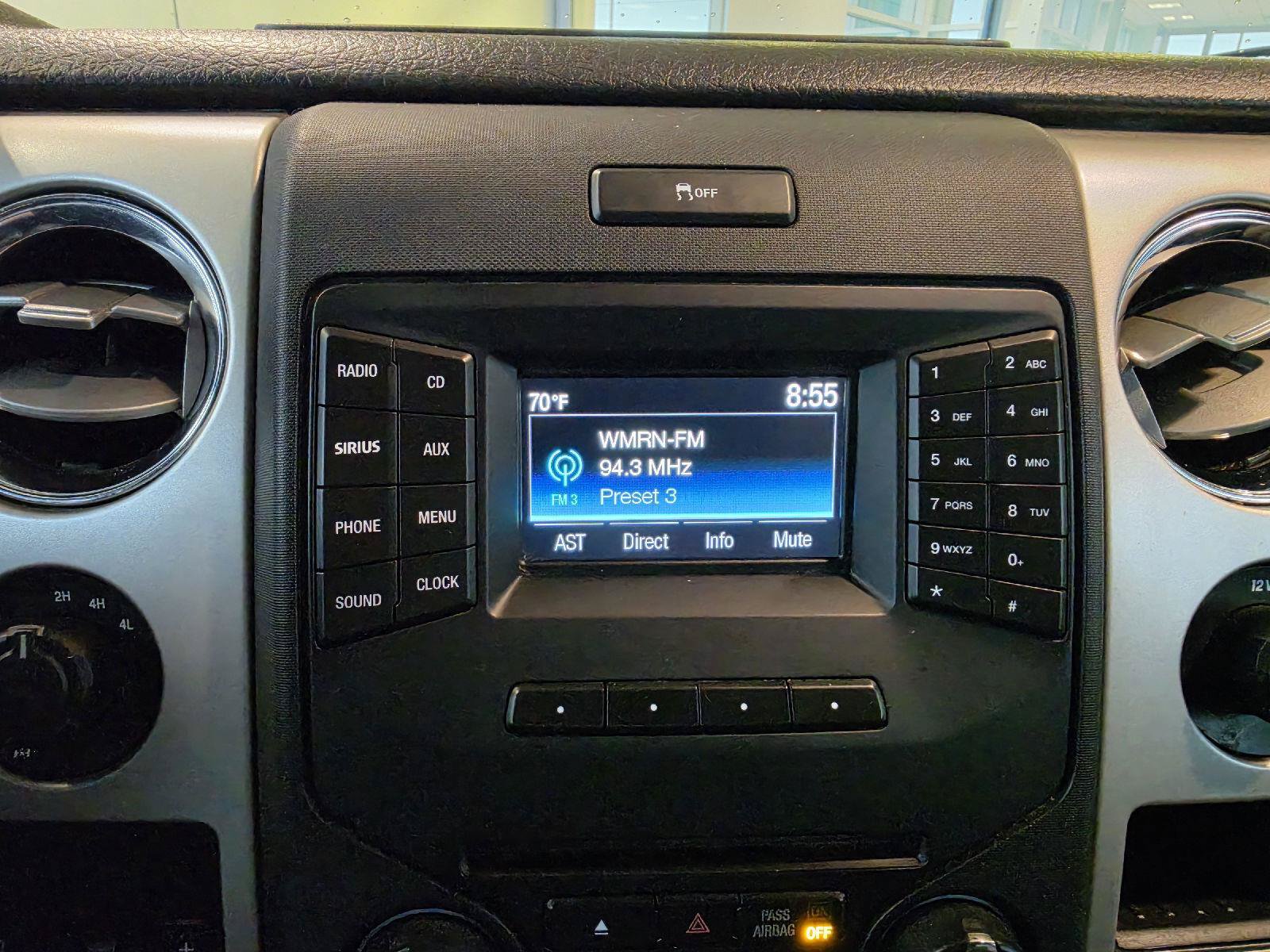 Used 2014 Ford F150 XLT w/ Equipment Group 302A Luxury AWD/4WD image 26