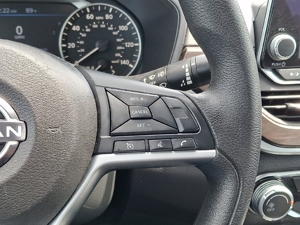 Used 2023 Nissan Altima 2.5 SV FWD image 21