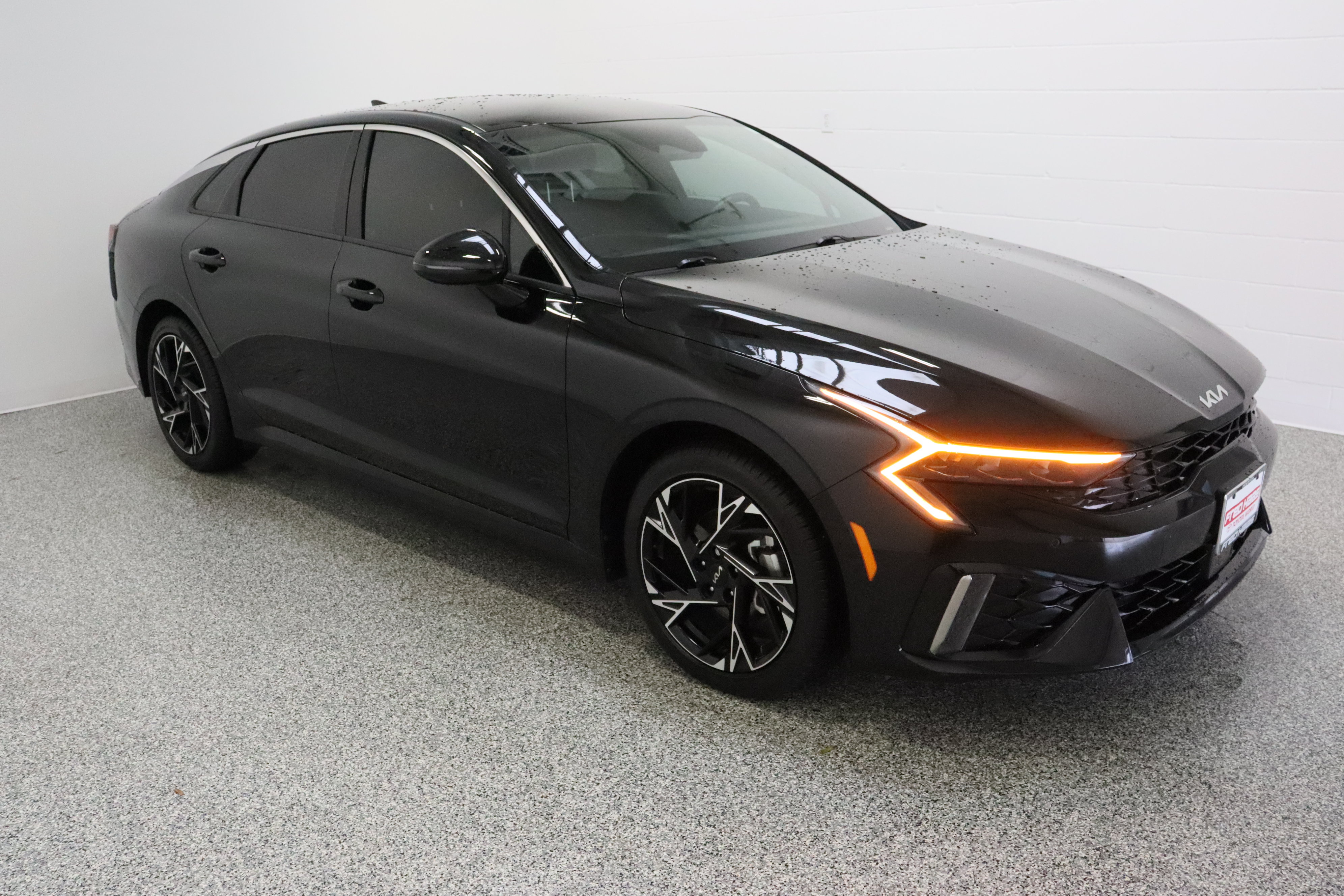 Used 2026 Kia K5 GT-Line w/ GT-Line Red Interior Package FWD image 4