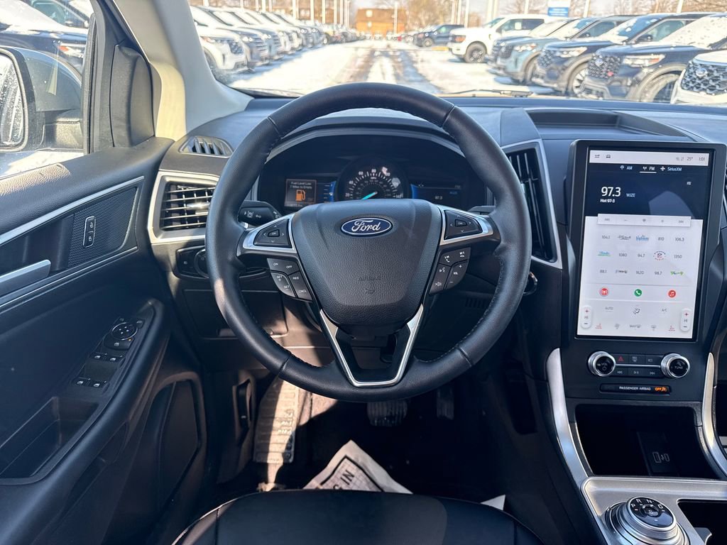 Used 2024 Ford Edge SEL w/ Convenience Package image 21