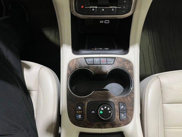 Used 2020 GMC Acadia Denali w/ Denali Ultimate Package AWD/4WD image 24
