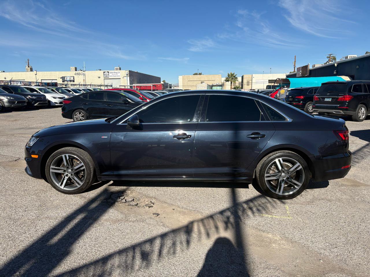 Used 2018 Audi A4 2.0T Ultra Premium Plus w/ Premium Plus Package FWD image 3