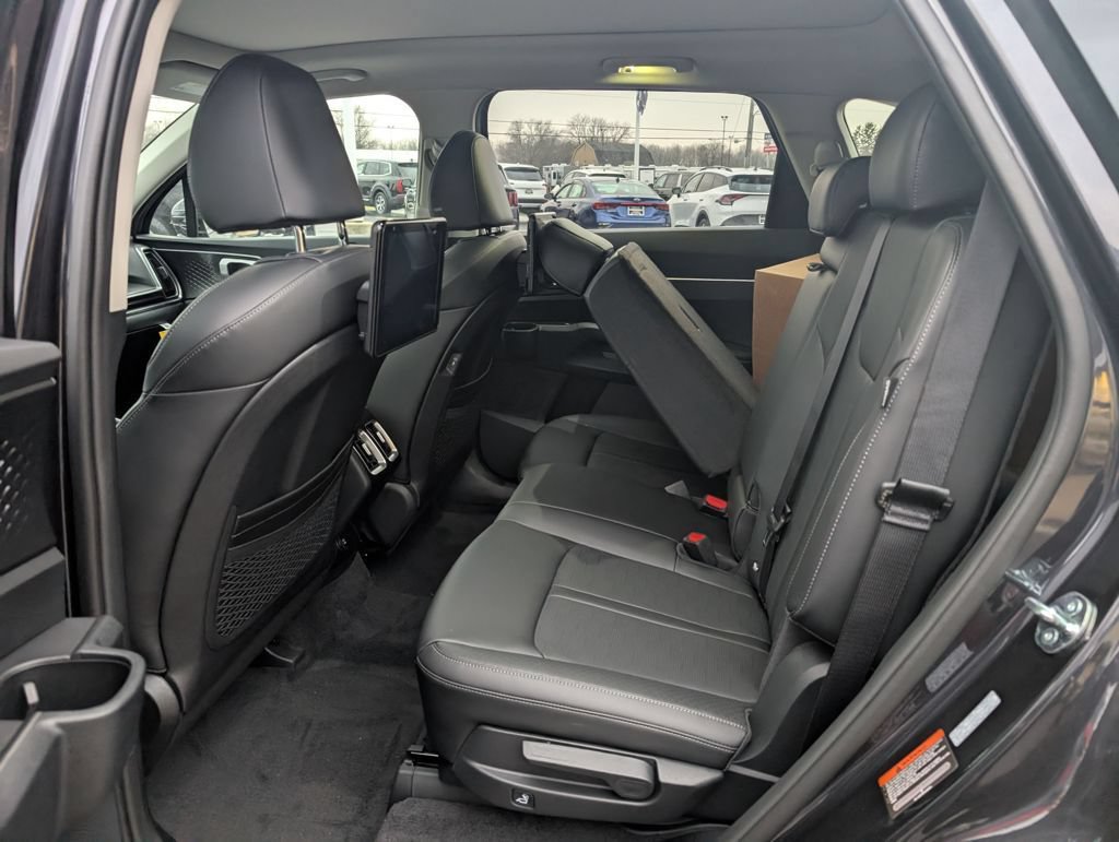 New 2026 Kia Sorento S w/ S Panoramic Sunroof Package AWD/4WD image 9
