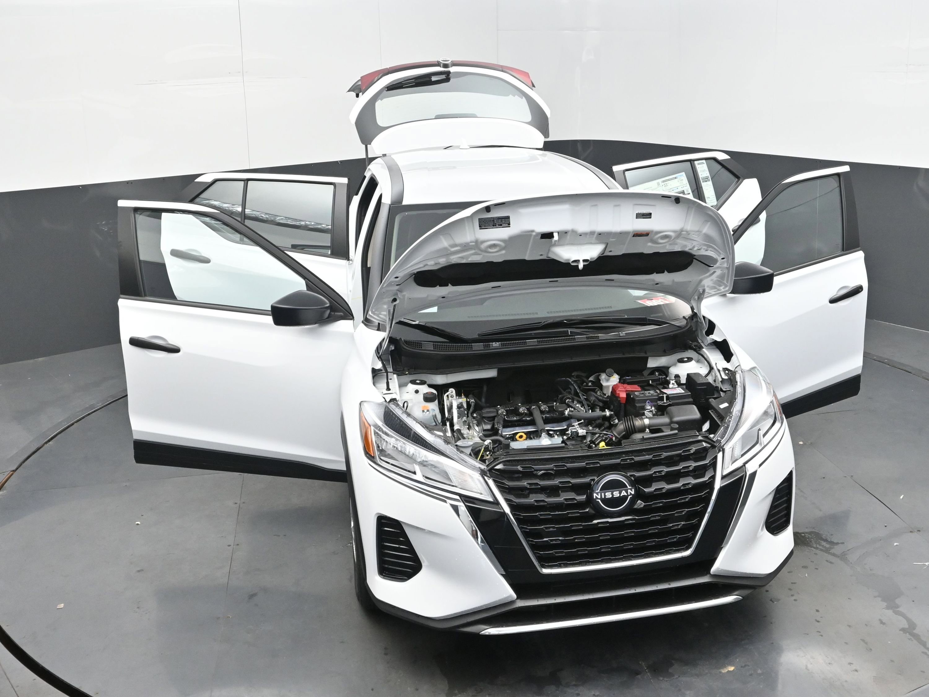 Certified 2025 Nissan Kicks Play S image 39