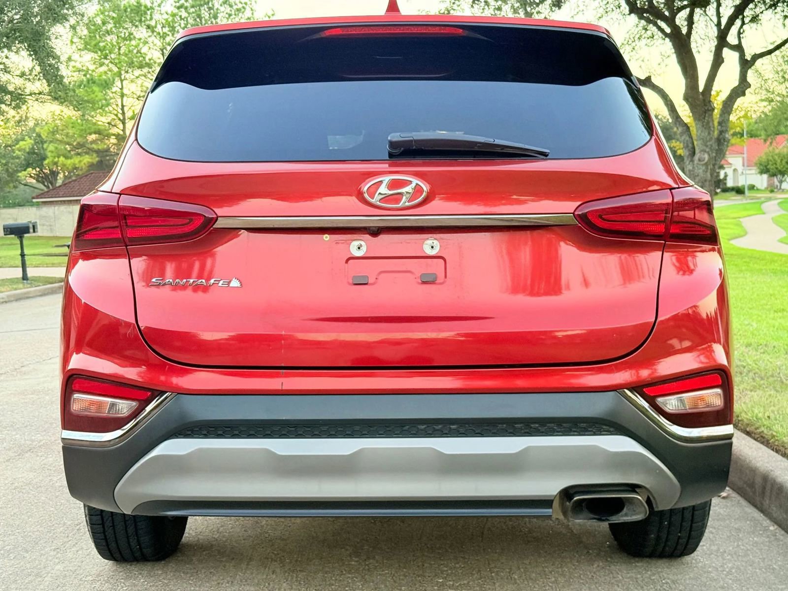 Used 2019 Hyundai Santa Fe SEL image 18