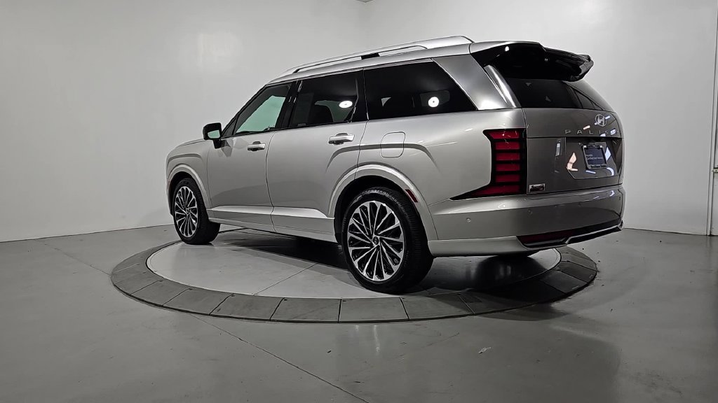 Certified 2026 Hyundai Palisade Calligraphy AWD/4WD image 3