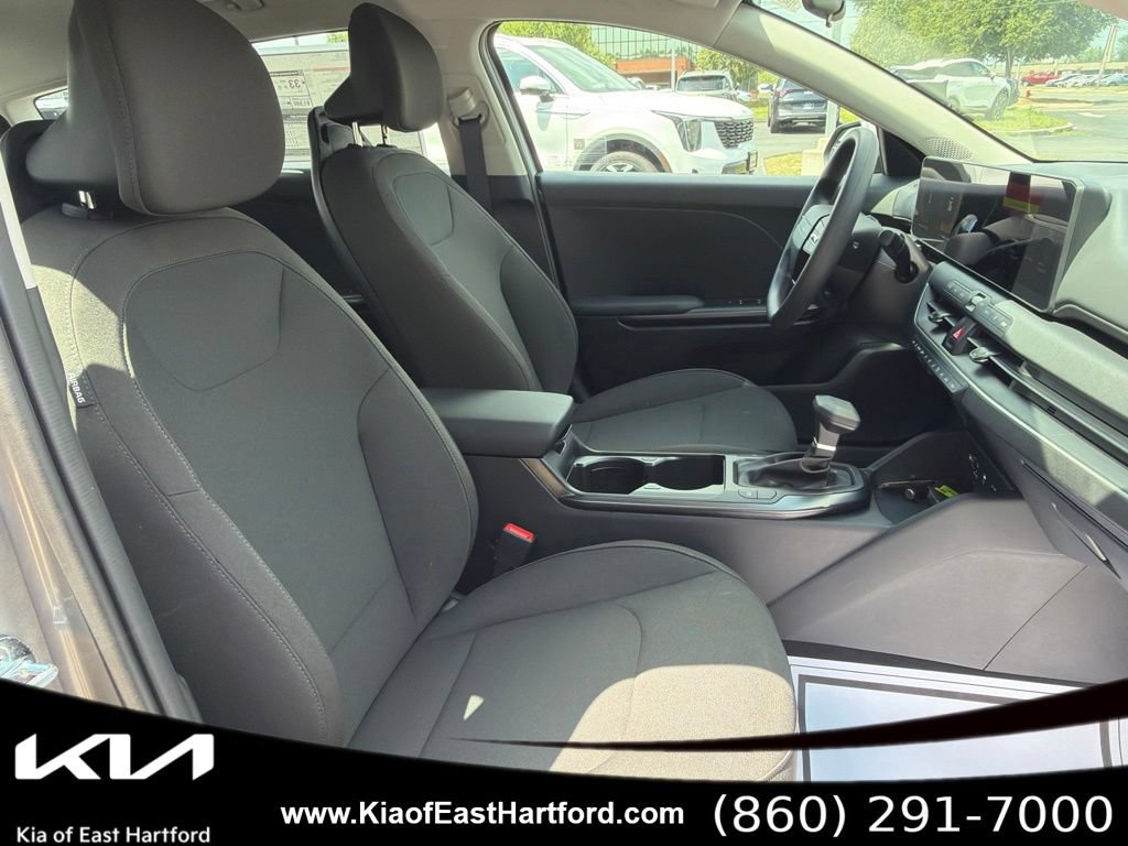 New 2026 Kia K4 FWD image 11