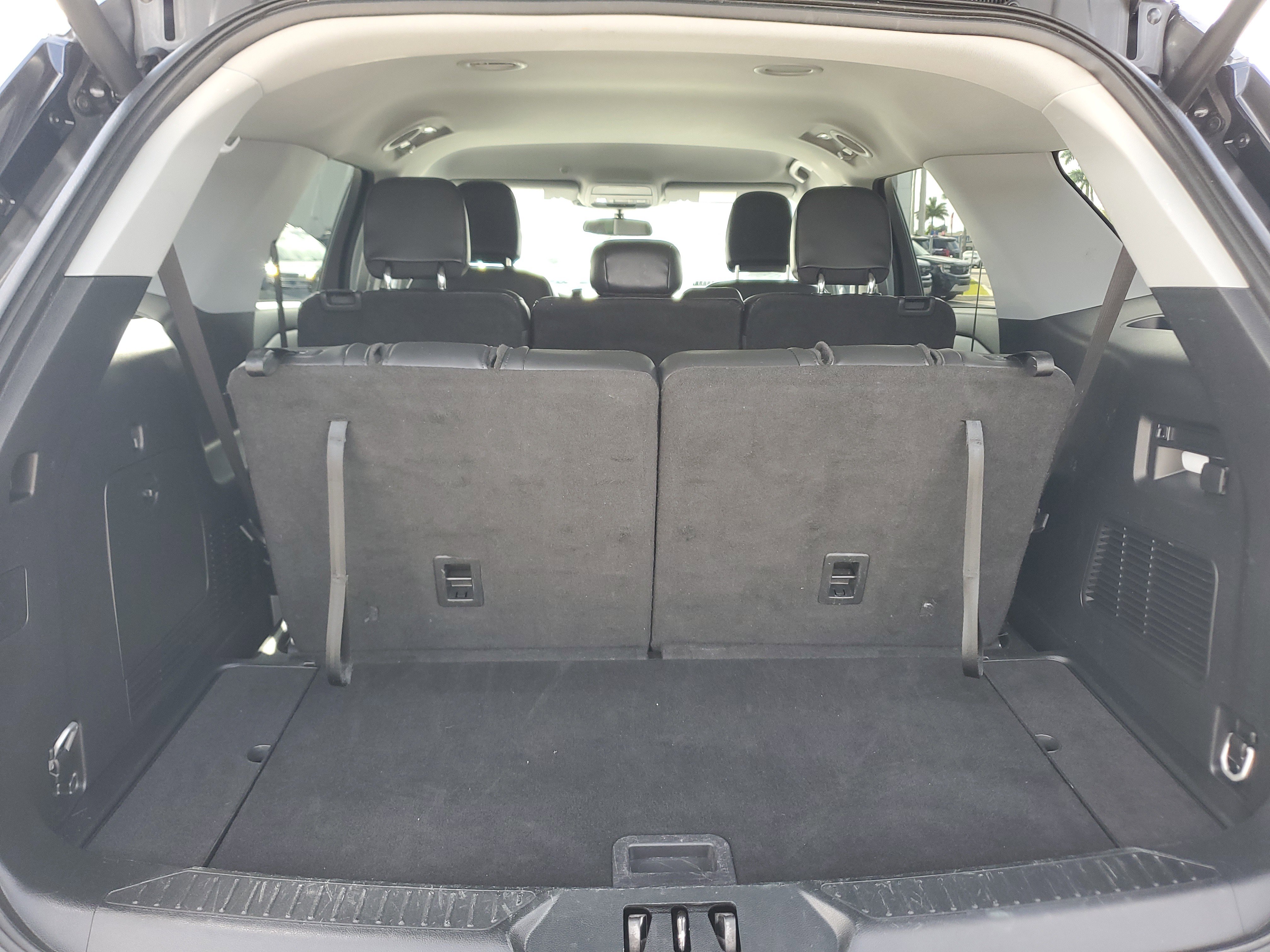 Used 2023 Ford Explorer XLT w/ Equipment Group 202A image 15