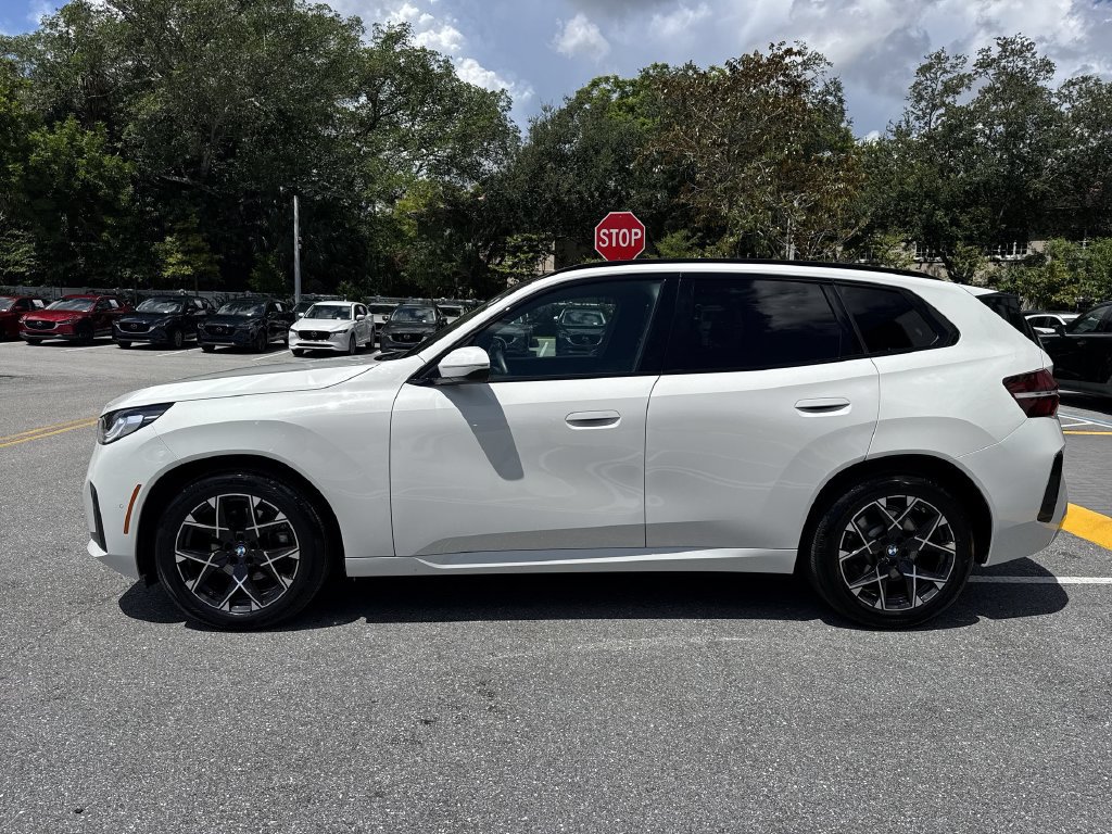 Used 2025 BMW X3 xDrive30i AWD/4WD image 11