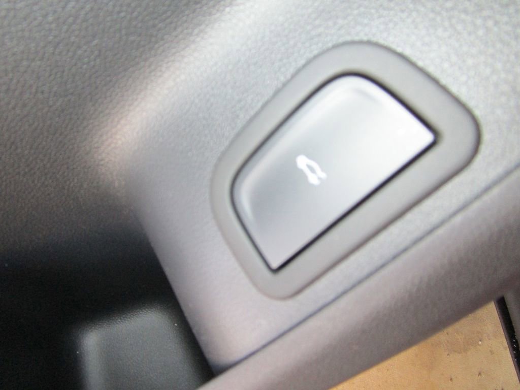 New 2026 Chevrolet Traverse LT w/ Driver Confidence Package image 29