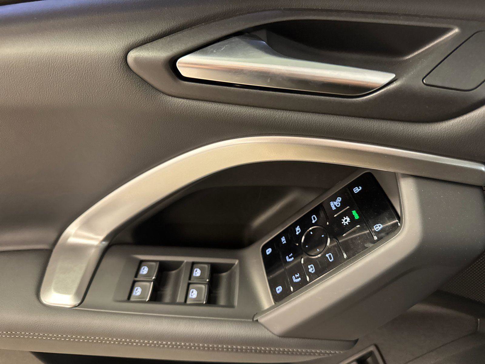 New 2025 Audi Q5 Premium Plus image 10