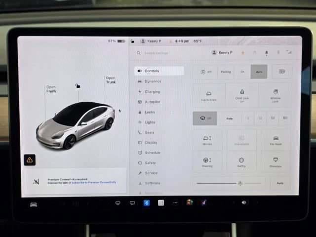 Used 2019 Tesla Model 3 Standard Range Plus image 23