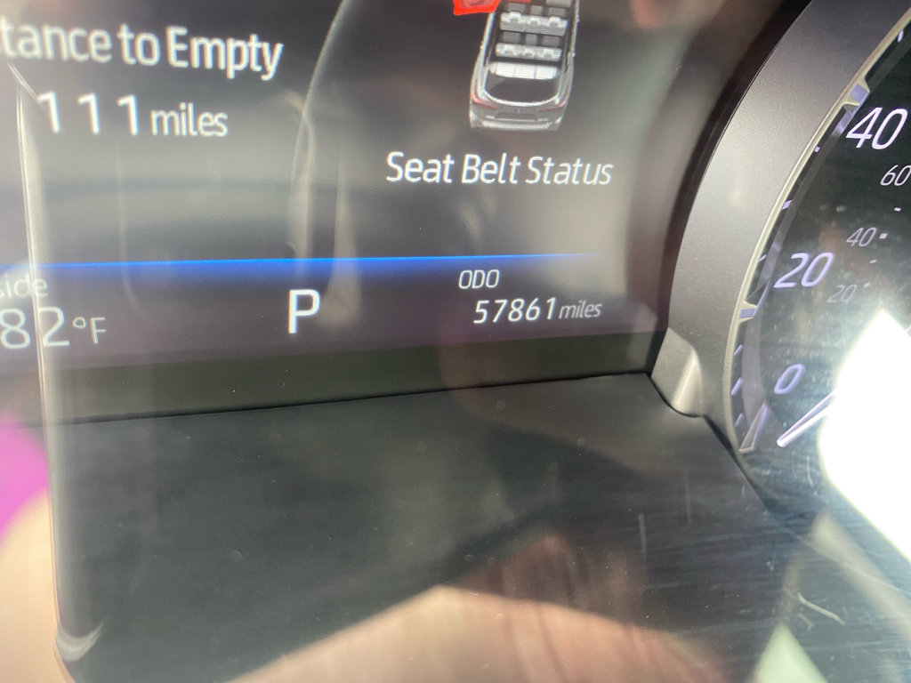 Used 2023 Toyota Highlander XLE image 4
