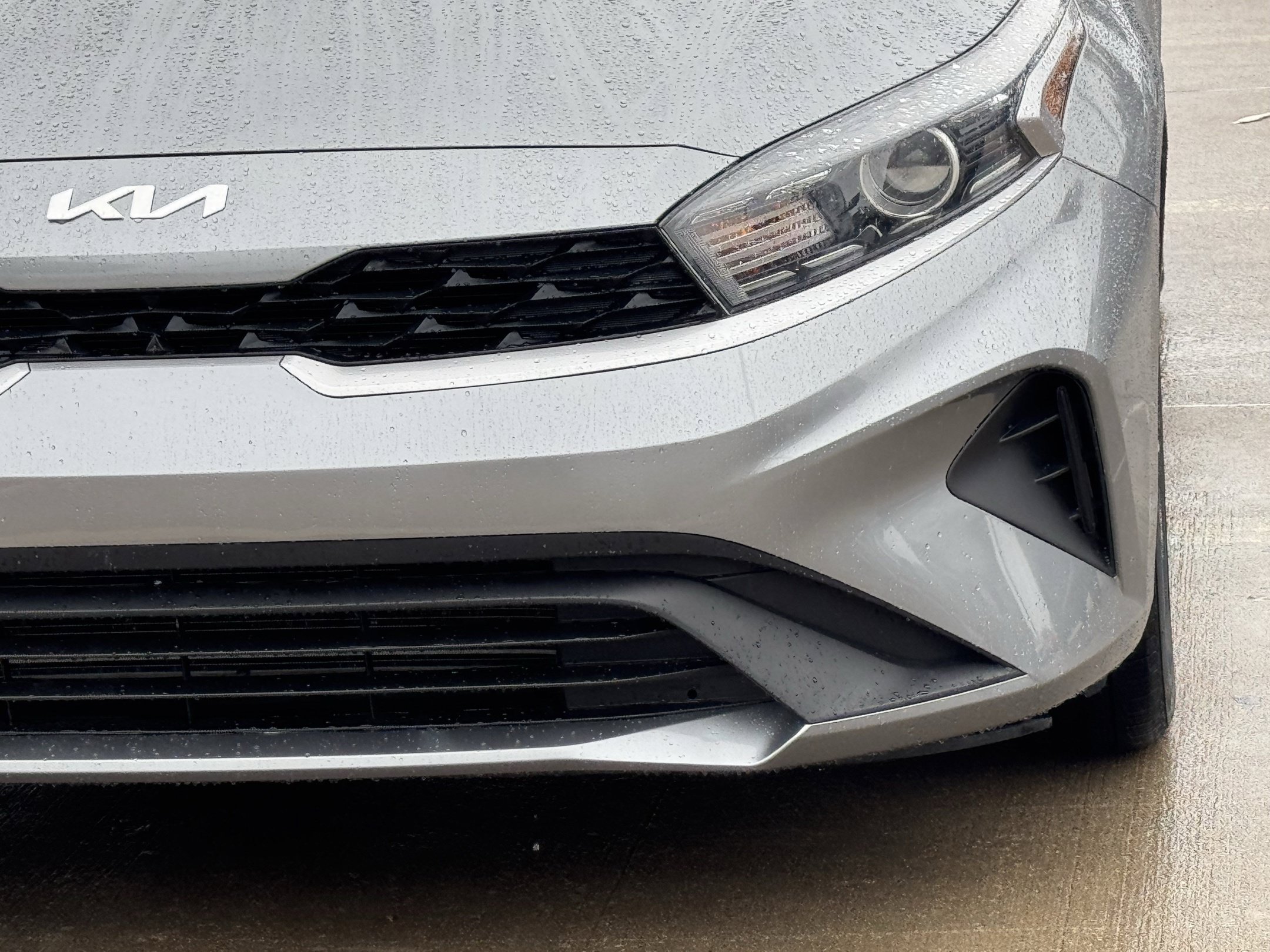 Used 2023 Kia Forte LXS w/ LXS Technology Package FWD image 11