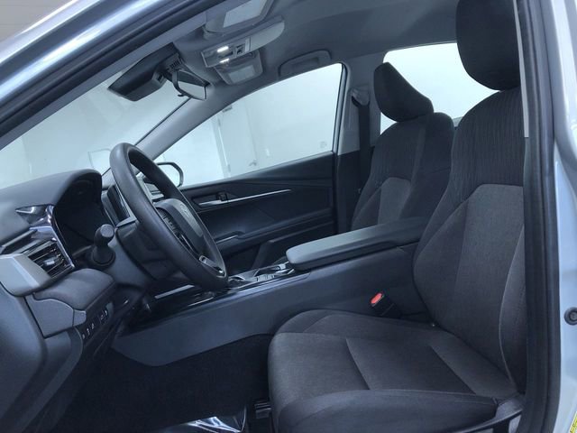 Used 2025 Toyota Camry LE image 11