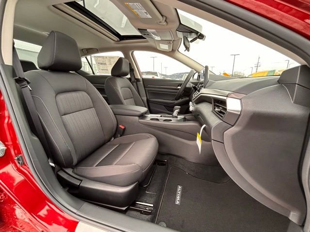 New 2025 Nissan Altima 2.5 SV w/ SV Special Edition Package image 30