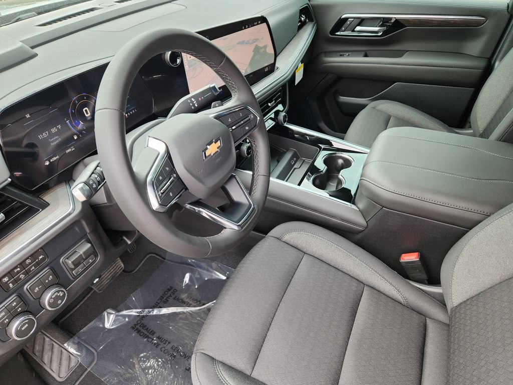 New 2026 Chevrolet Suburban LS w/ Max Trailering Package AWD/4WD image 8