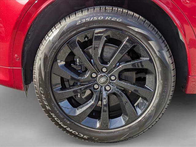 Used 2025 Land Rover Discovery Sport S image 25