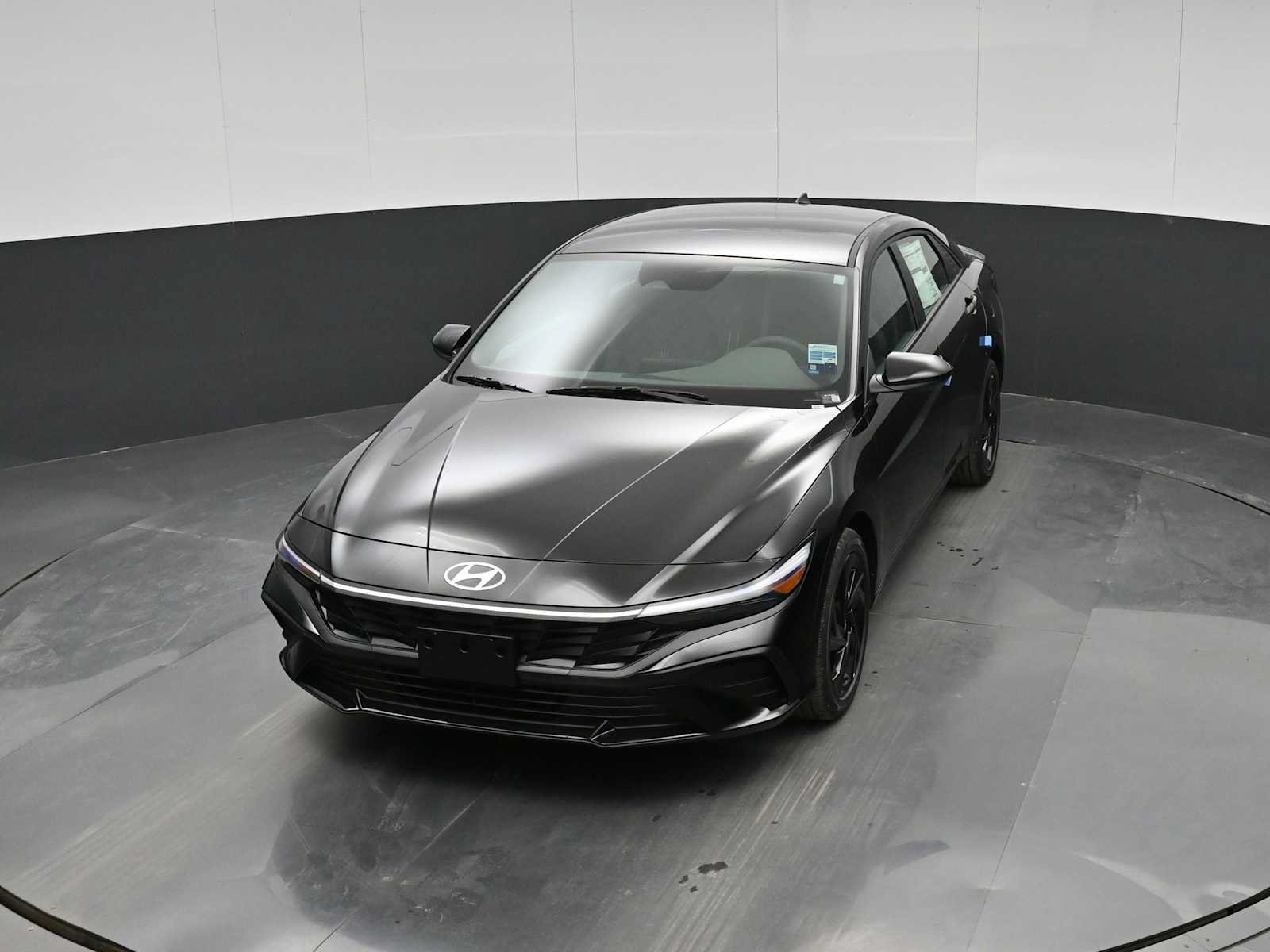 New 2026 Hyundai Elantra Sport FWD image 26
