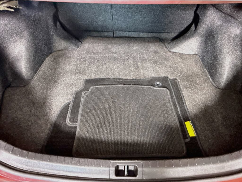 Used 2016 Toyota Corolla LE FWD image 26