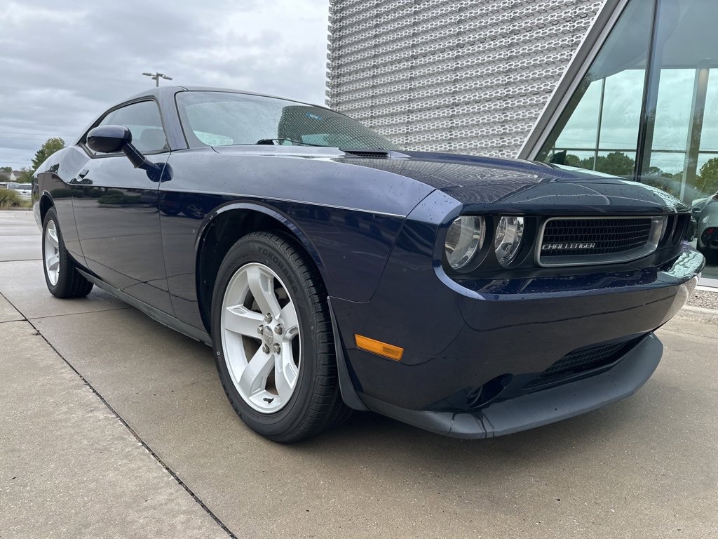 Used 2014 Dodge Challenger SXT