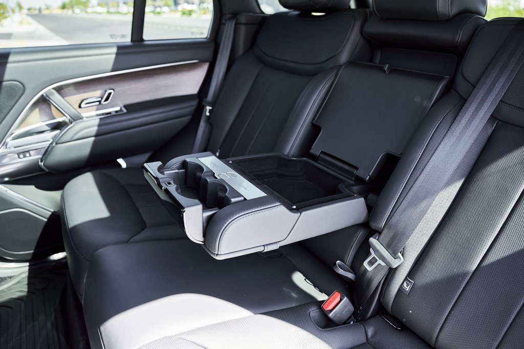 Used 2024 Land Rover Range Rover SE image 43