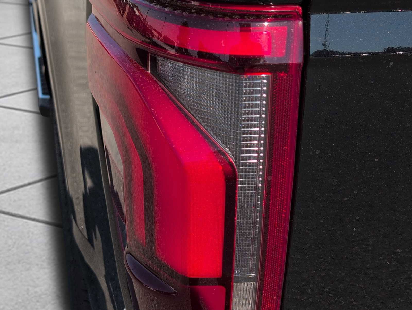 New 2025 Ford F150 Lariat w/ Equipment Group 501A Mid image 16