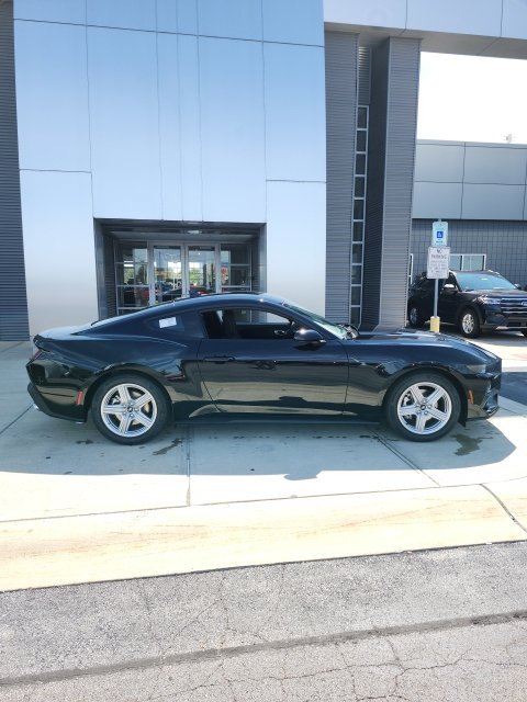 New 2026 Ford Mustang Coupe RWD image 9