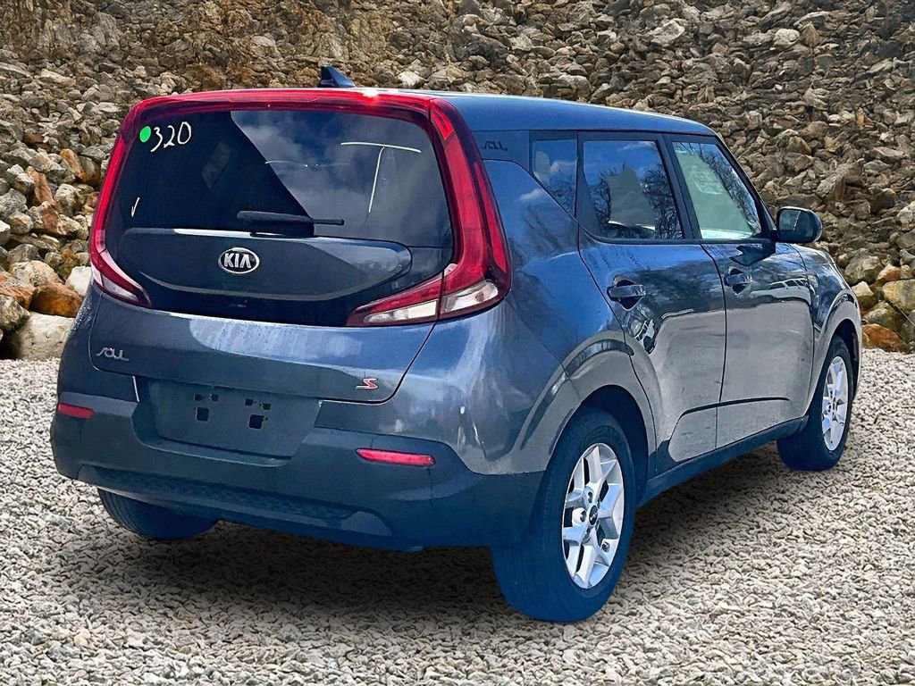 Used 2021 Kia Soul S FWD image 2