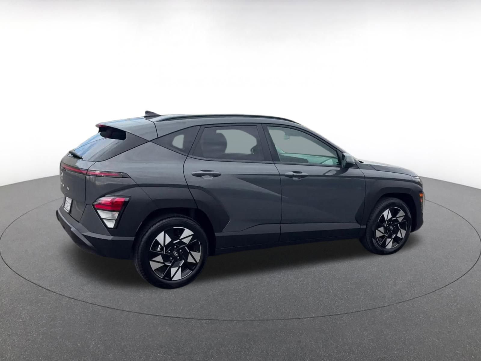 Used 2025 Hyundai Kona SEL image 15