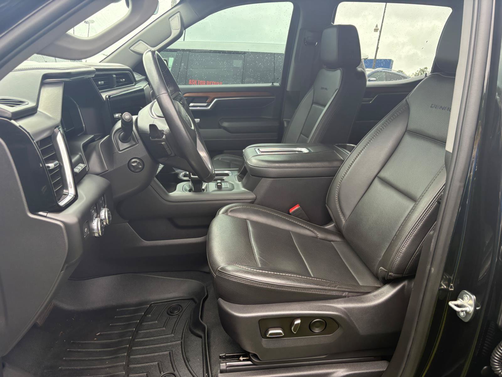 Used 2022 GMC Sierra 1500 Denali w/ Denali Reserve Package AWD/4WD image 18