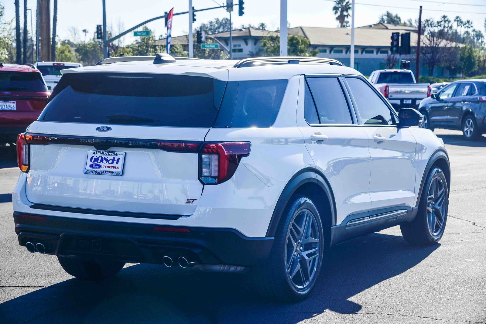 Used 2025 Ford Explorer ST w/ Sun And Sound Package image 4