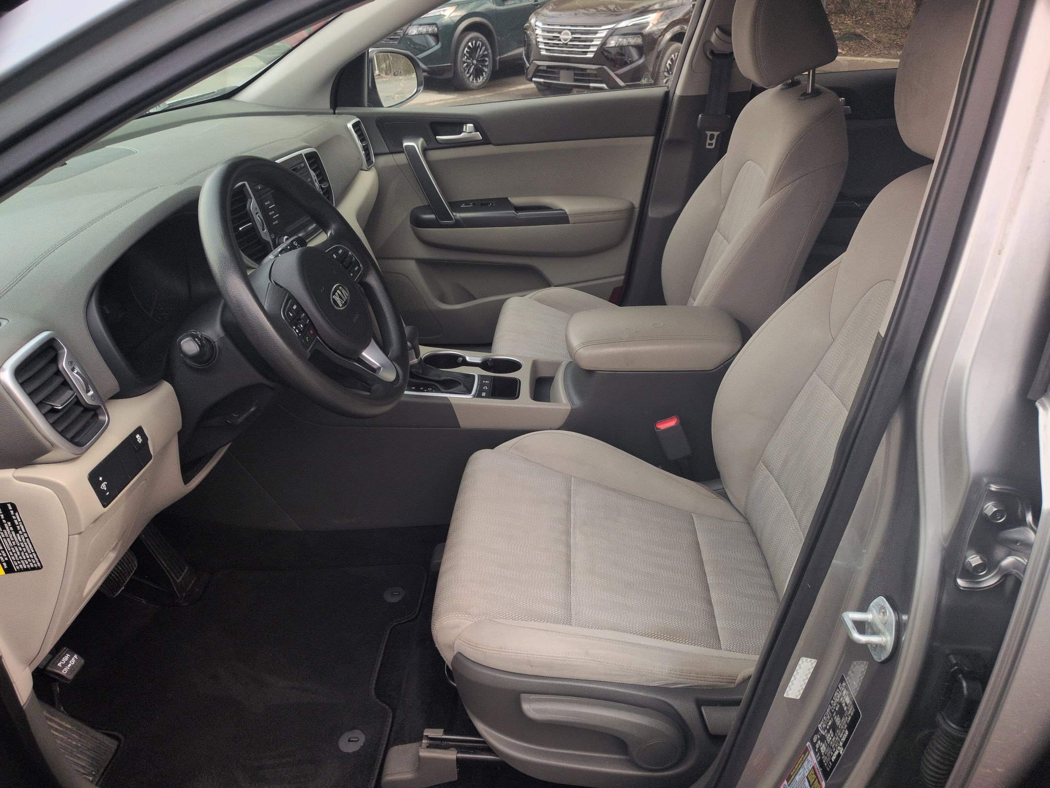 Used 2019 Kia Sportage LX image 12