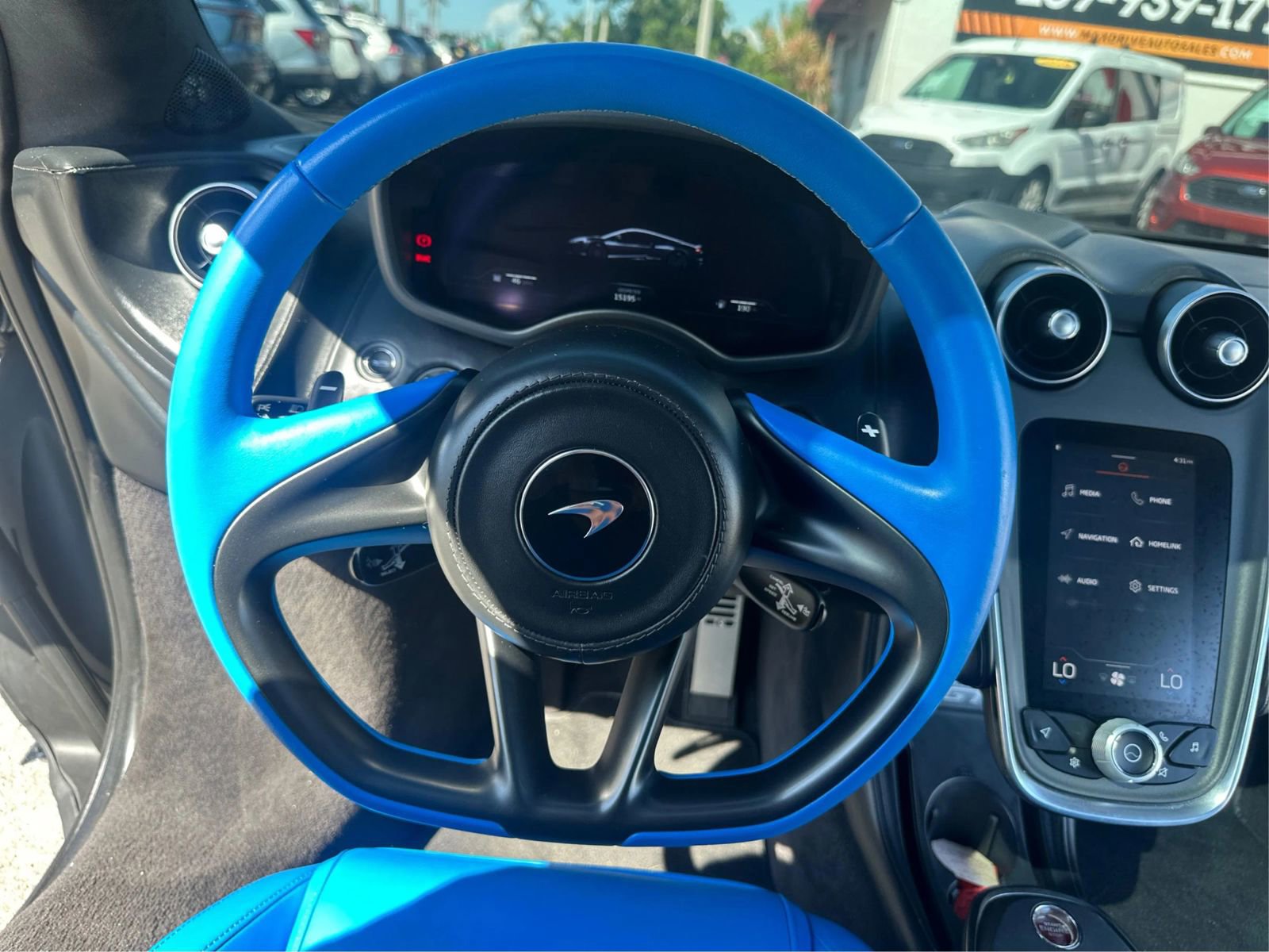 Used 2023 McLaren GT RWD image 16