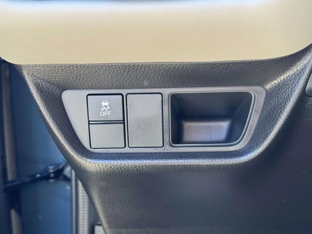 Certified 2025 Honda HR-V LX image 17