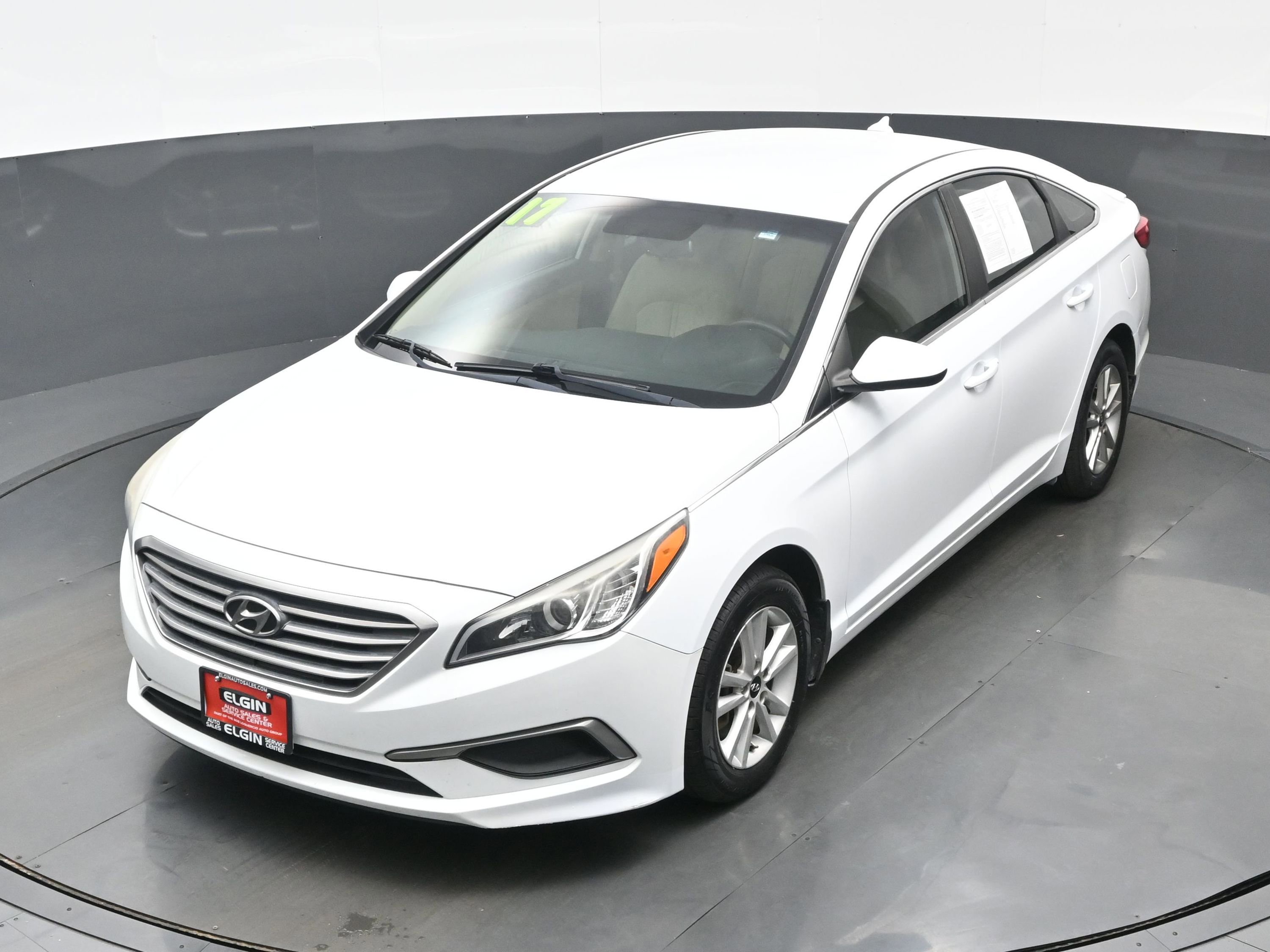 Used 2017 Hyundai Sonata SE w/ Cargo Package image 28