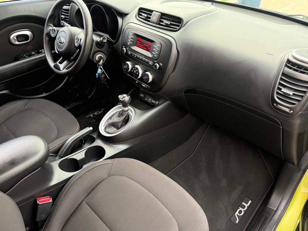 Used 2016 Kia Soul image 14