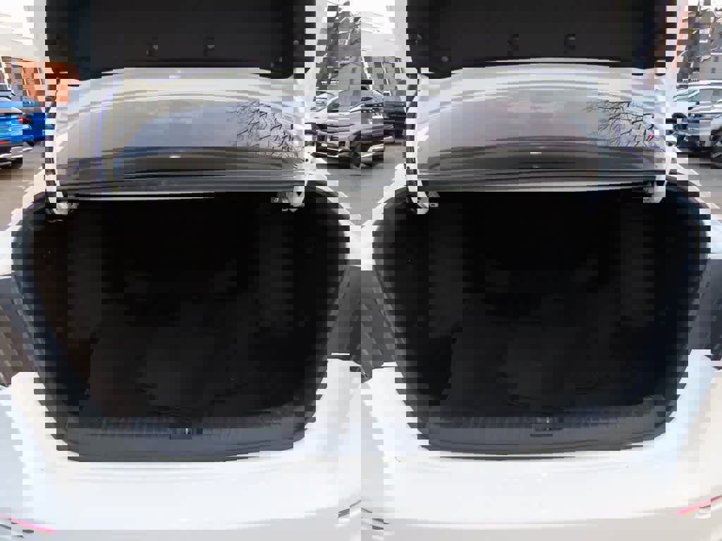 Certified 2023 Honda Accord LX image 10