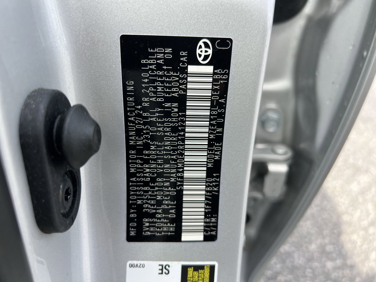 Used 2024 Toyota Corolla LE FWD image 35