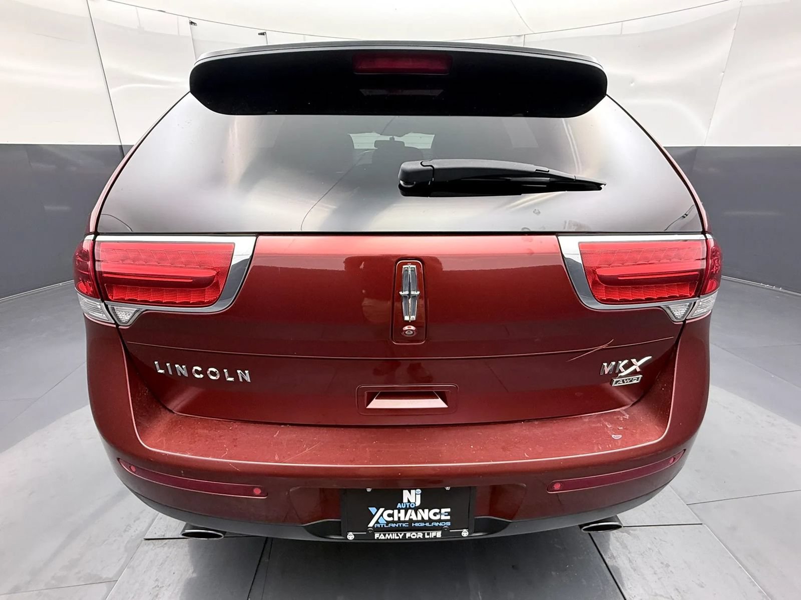 Used 2014 Lincoln MKX AWD w/ Equipment Group 102A image 6