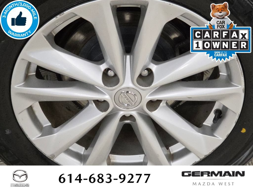 Used 2018 Nissan Rogue Sport SV AWD/4WD image 14